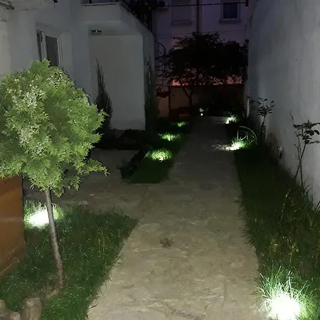 Ra Apartment *