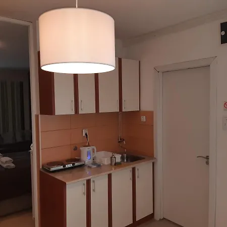 Apartment Ra *